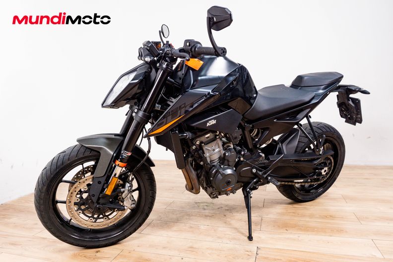 Motorbike image 6