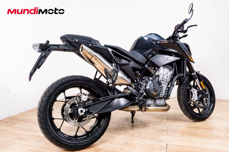 Motorbike image 2