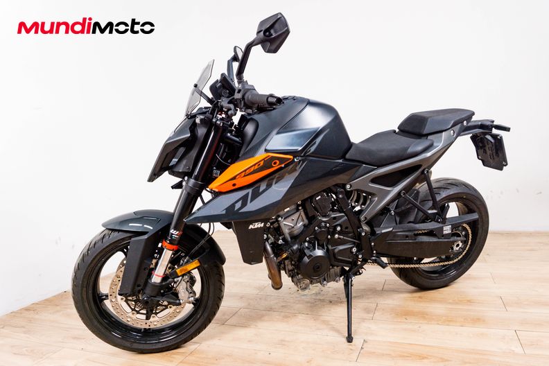 Motorbike image 6