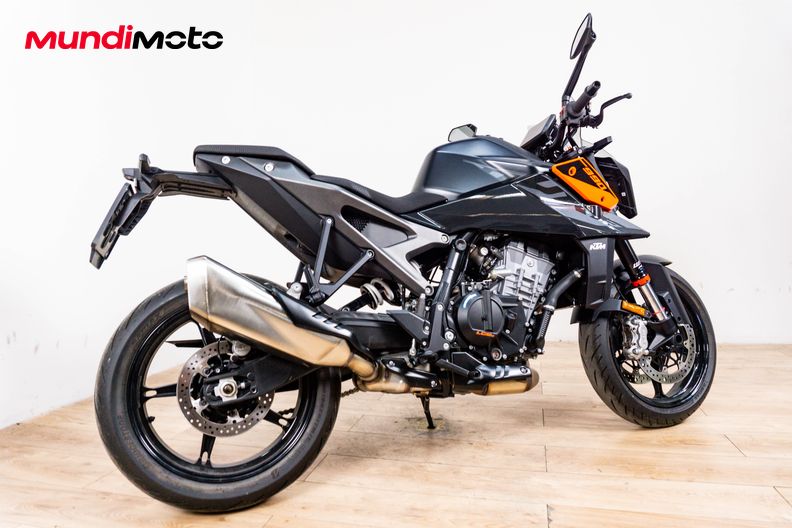 Motorbike image 2