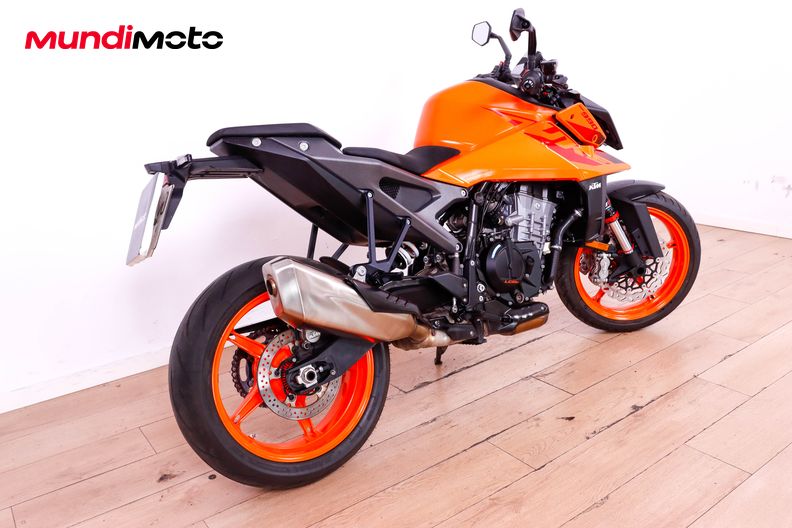 Motorbike image 2