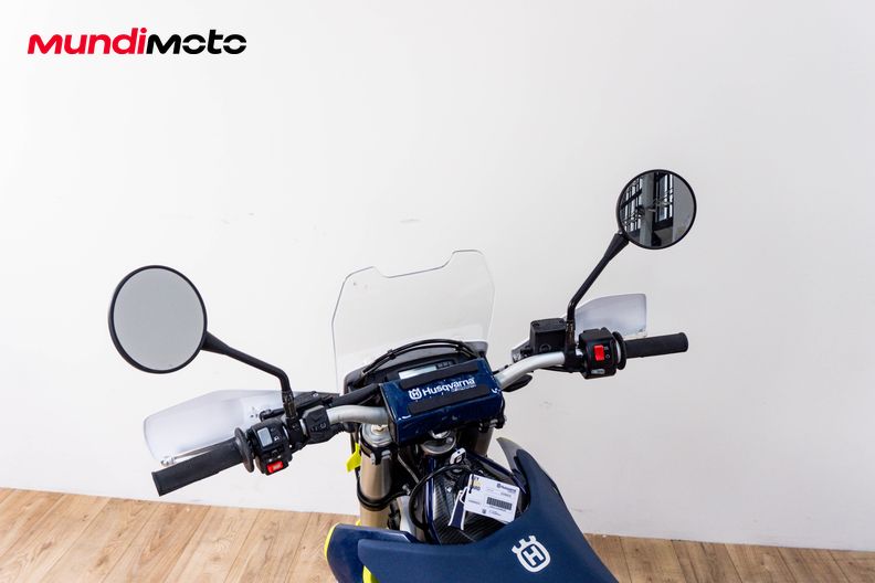 Motorbike image 10