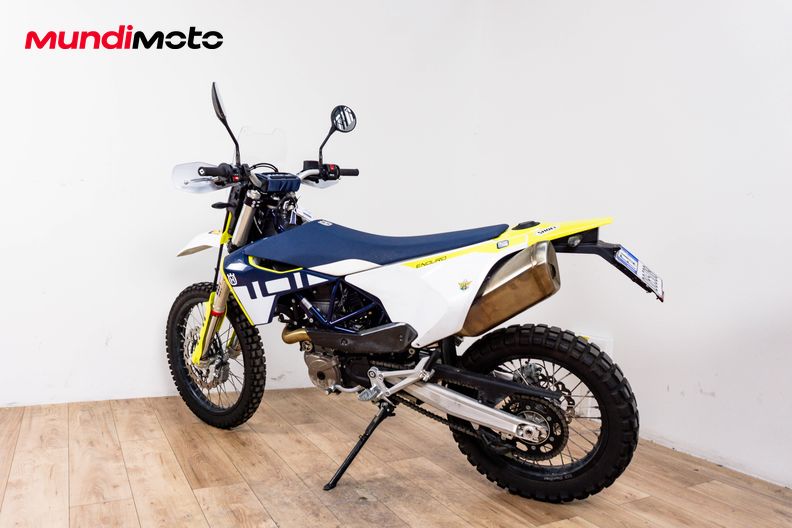 Motorbike image 7