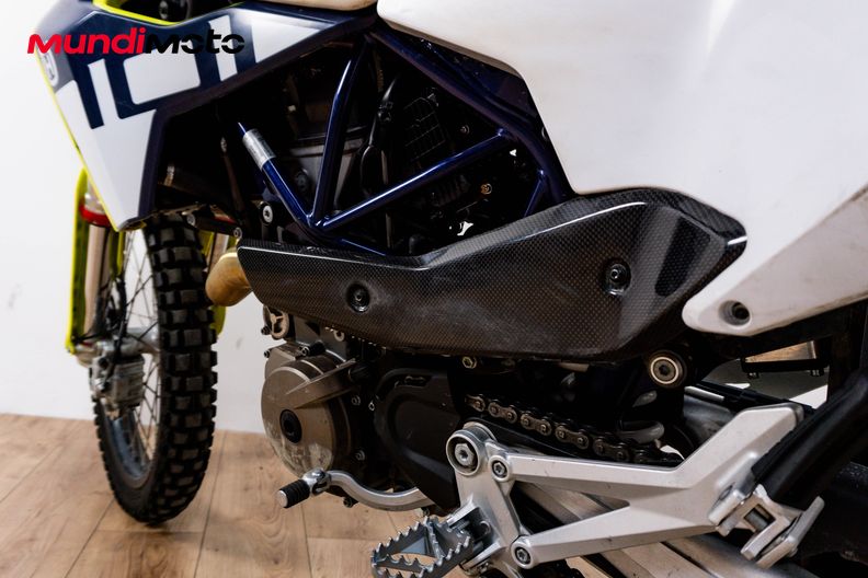 Motorbike image 8