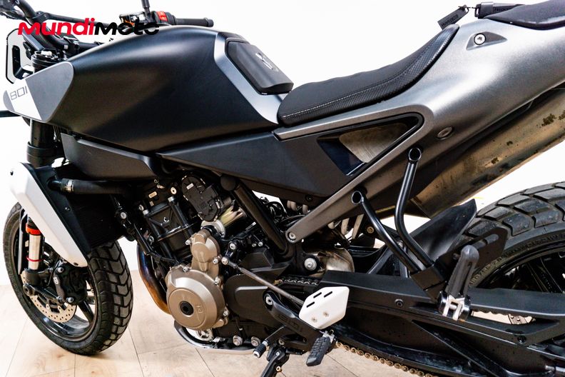 Motorbike image 8