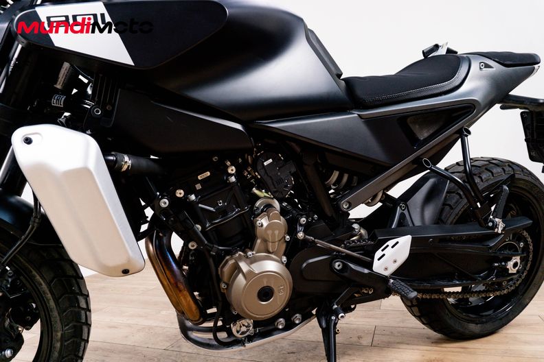 Motorbike image 9
