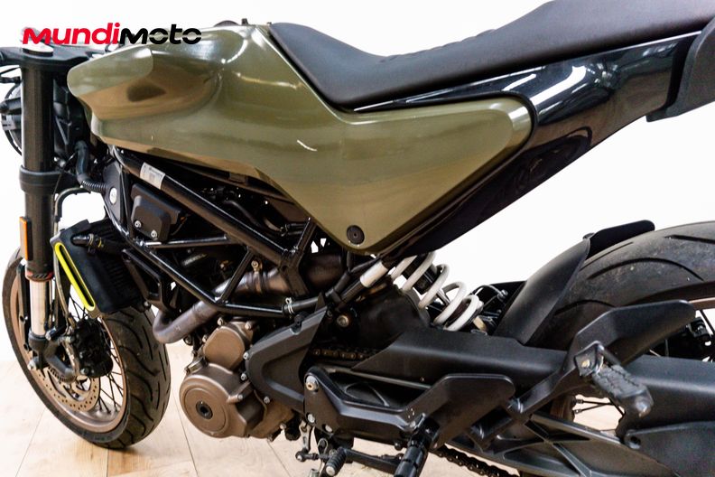 Motorbike image 8