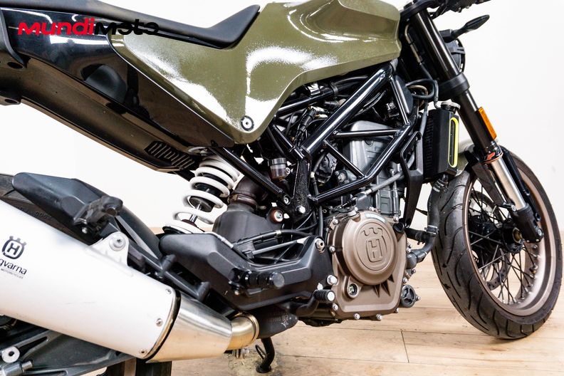 Motorbike image 3