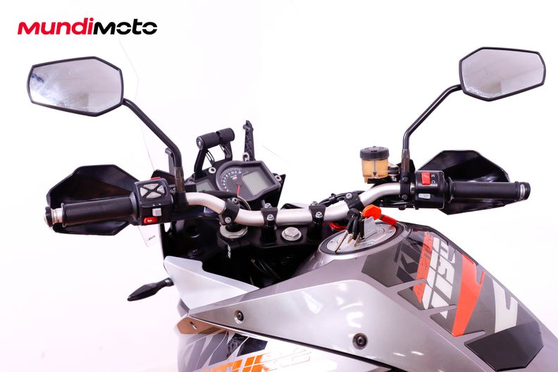 Motorbike image 10