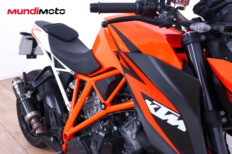 Motorbike image 12