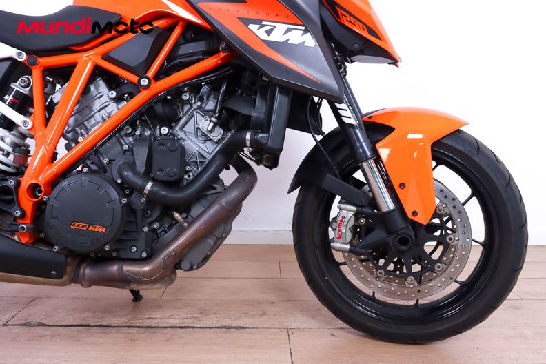 Motorbike image 13