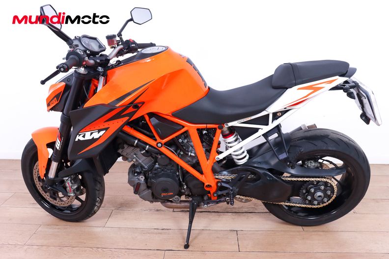 Motorbike image 5