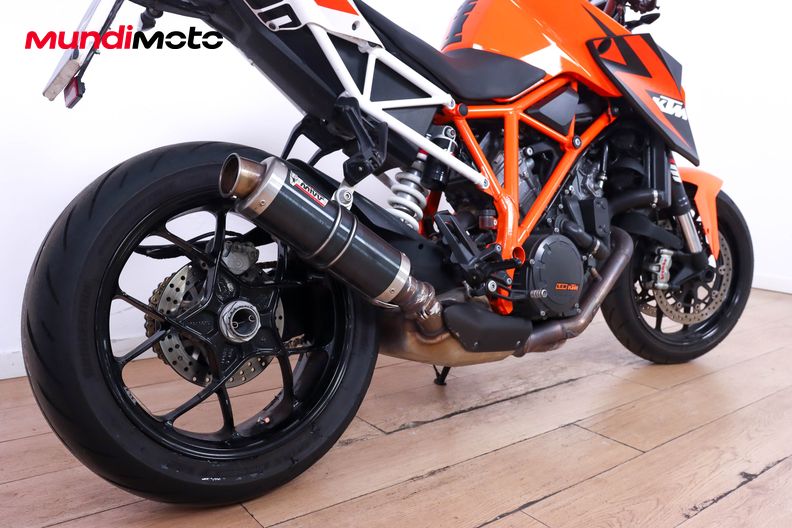 Motorbike image 3