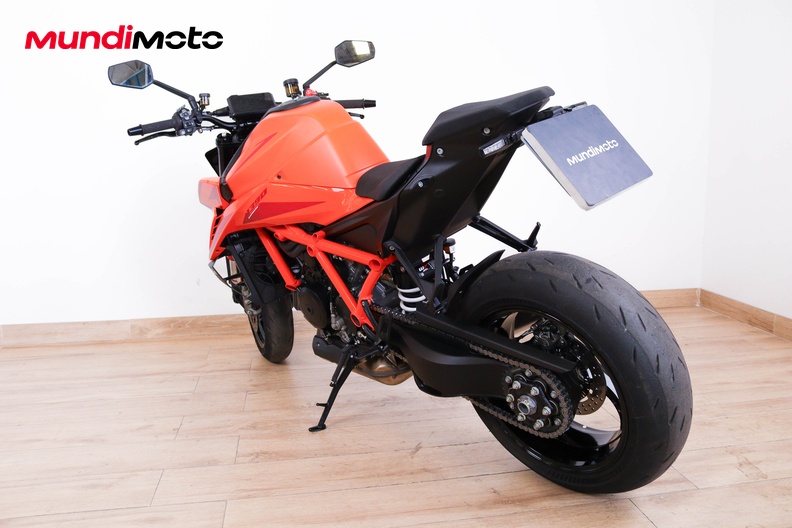 Motorbike image 7