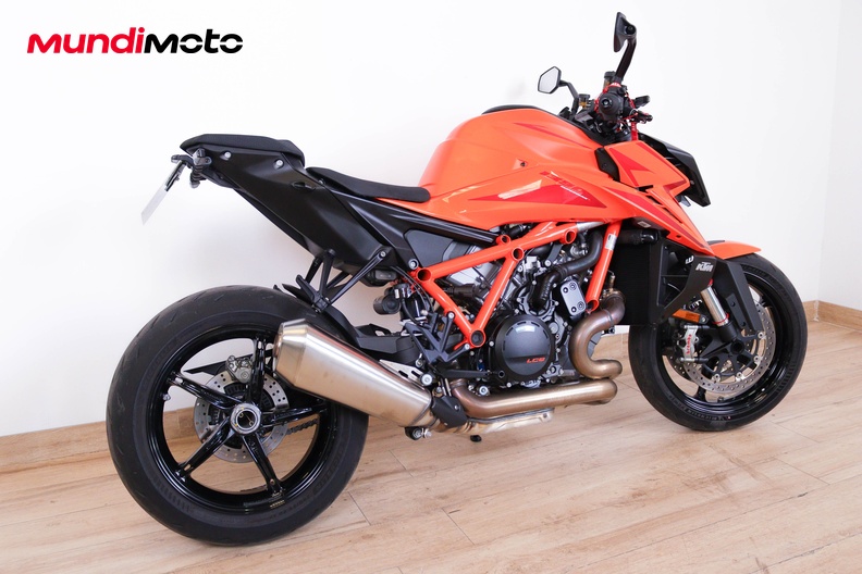 Motorbike image 1