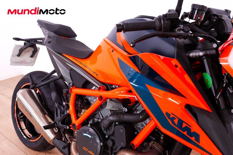 Motorbike image 13