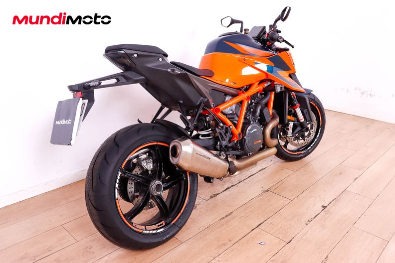 Motorbike image 2