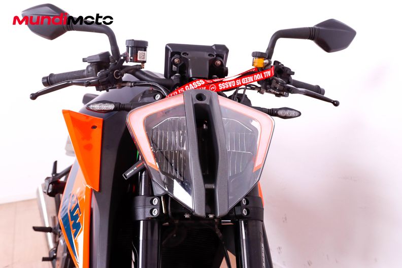 Motorbike image 4