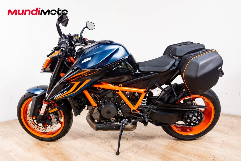 Motorbike image 5