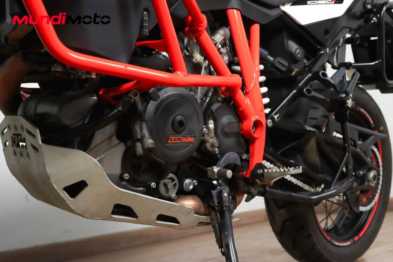 Motorbike image 8