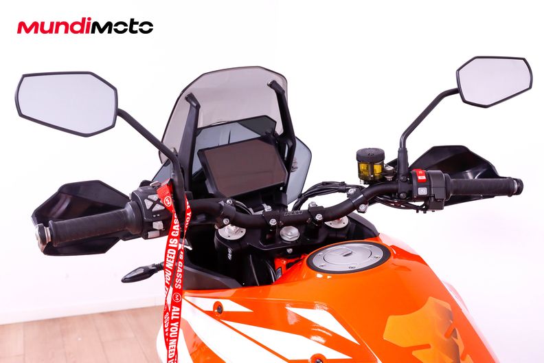 Motorbike image 10