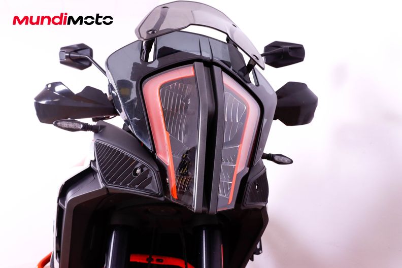 Motorbike image 4