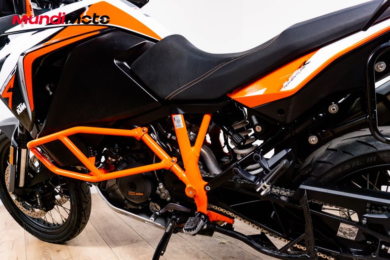 Motorbike image 8
