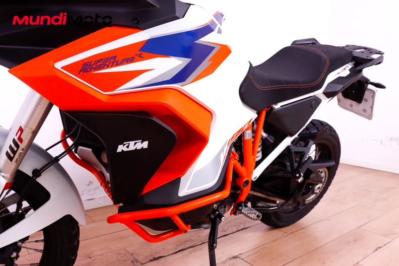 Motorbike image 8