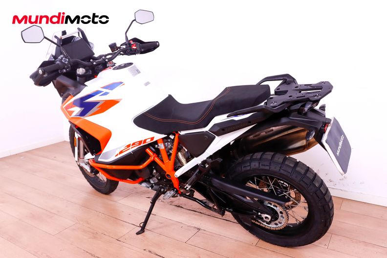 Motorbike image 6