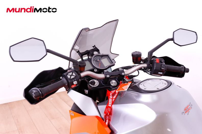 Motorbike image 10