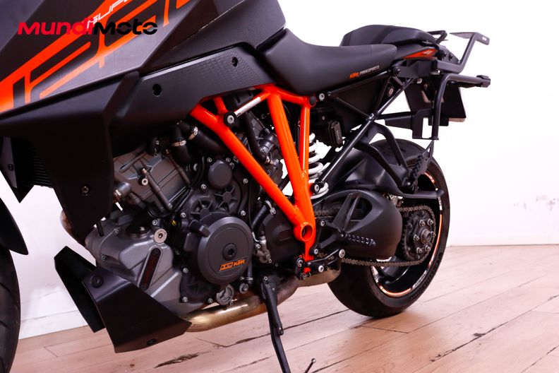 Motorbike image 8