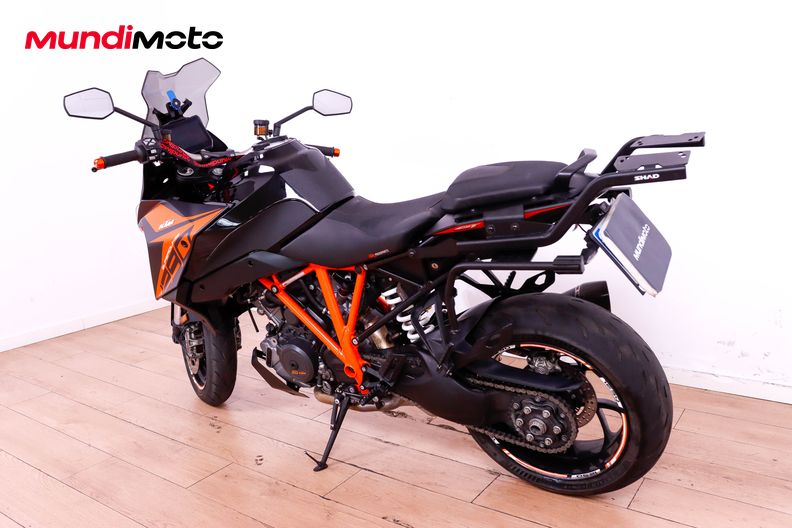 Motorbike image 6