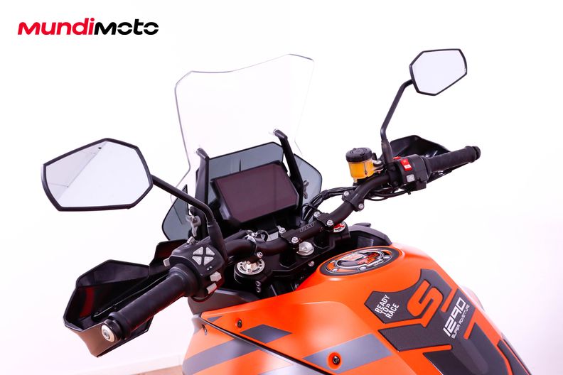 Motorbike image 10
