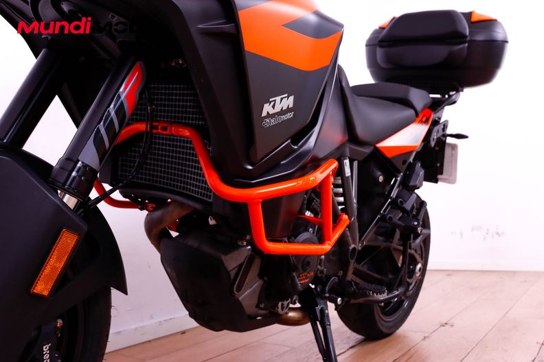 Motorbike image 8