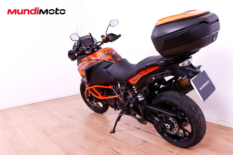 Motorbike image 6