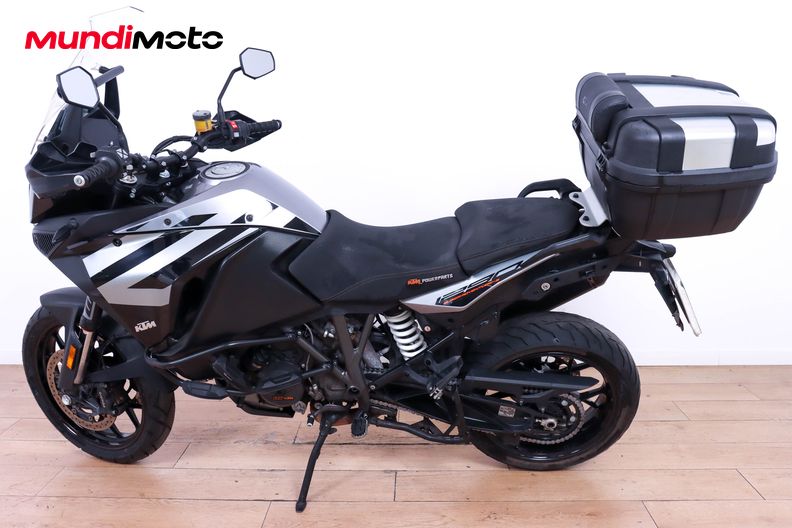 Motorbike image 5