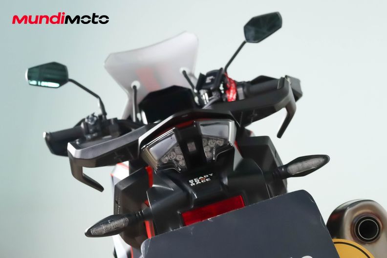 Motorbike image 9