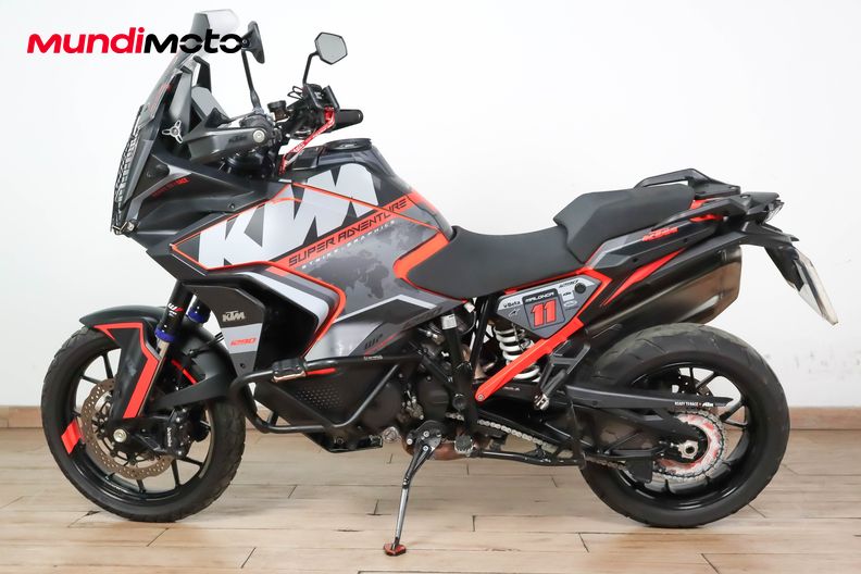 Motorbike image 5
