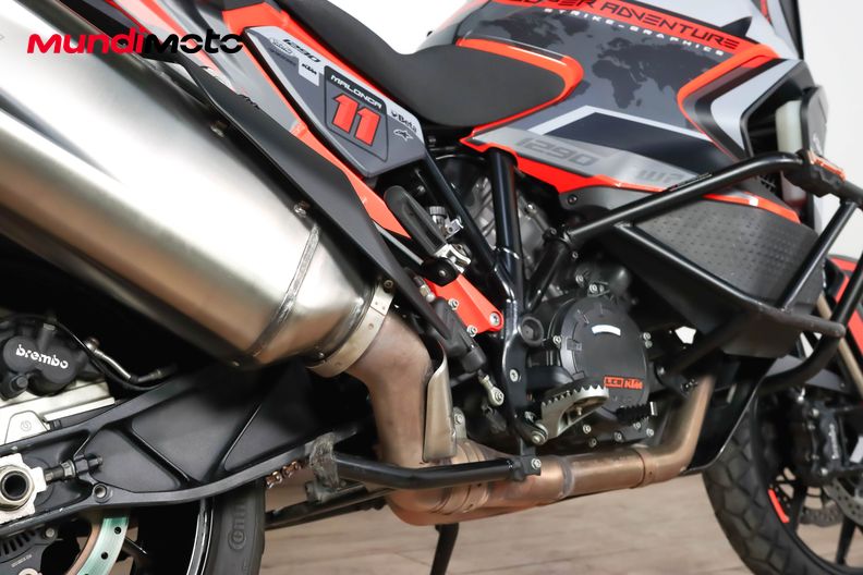 Motorbike image 3