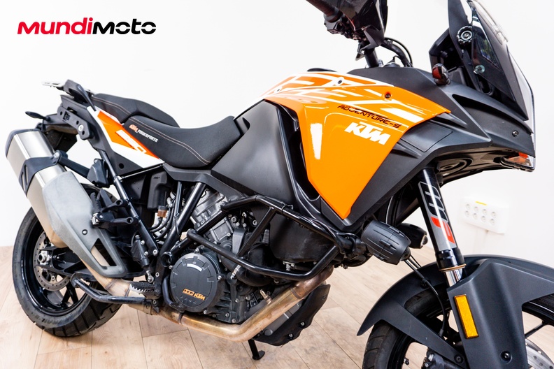Motorbike image 4