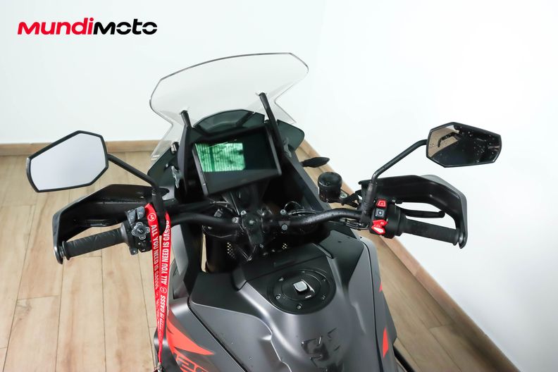 Motorbike image 10