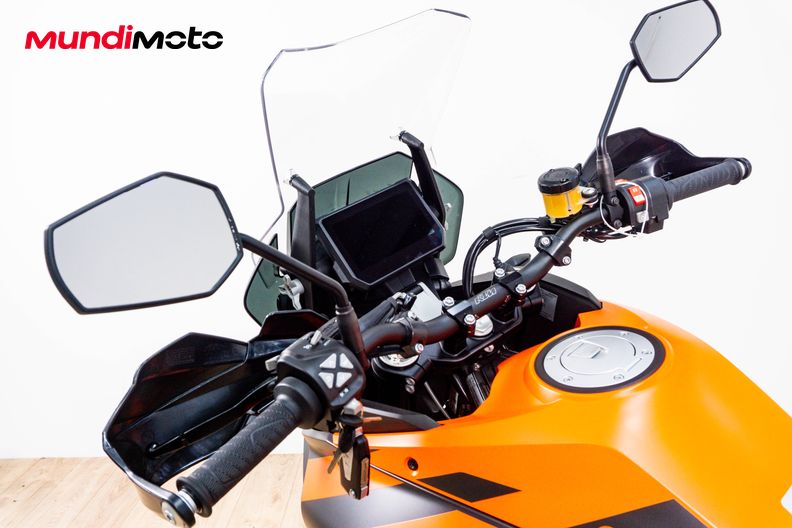 Motorbike image 10