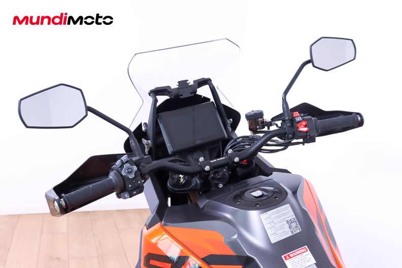 Motorbike image 10