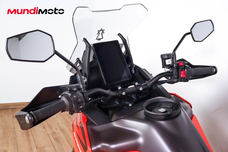 Motorbike image 10