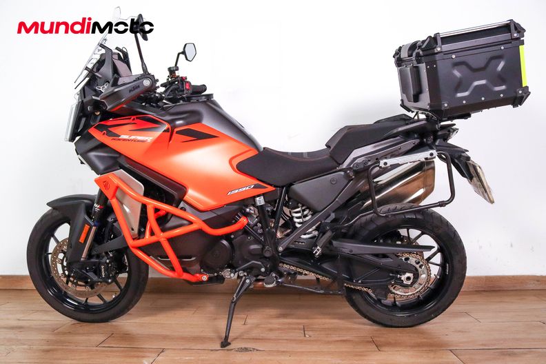 Motorbike image 5