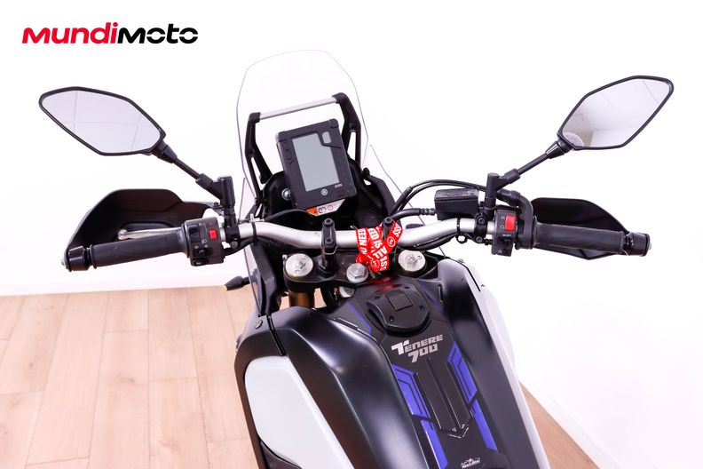 Motorbike image 10