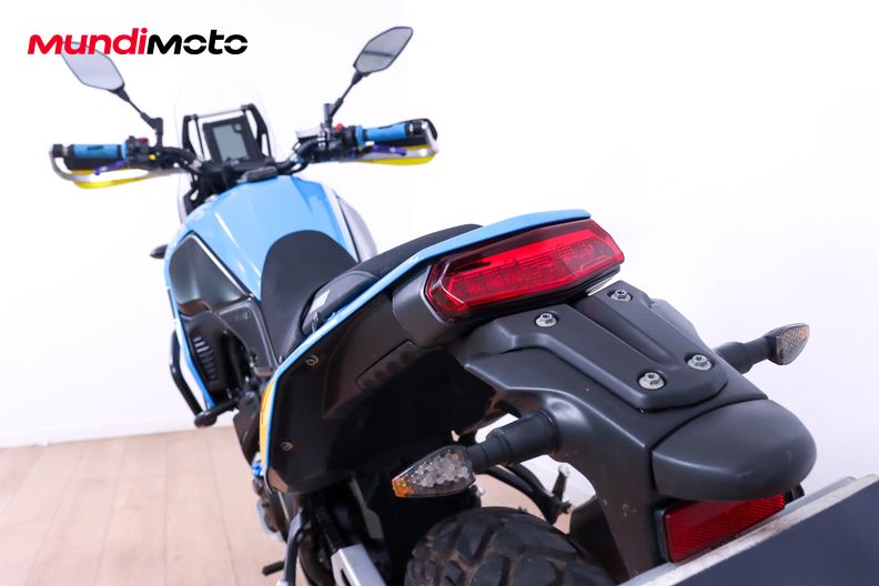 Motorbike image 9
