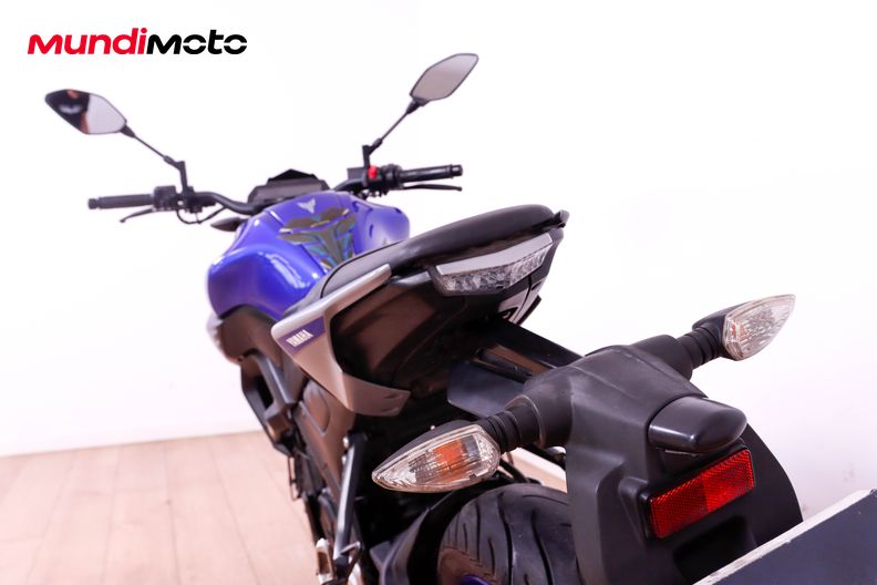Motorbike image 9
