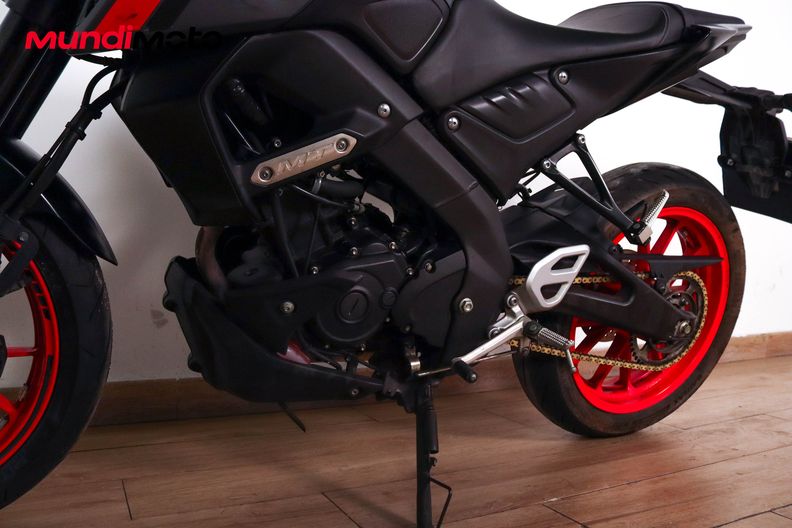 Motorbike image 8