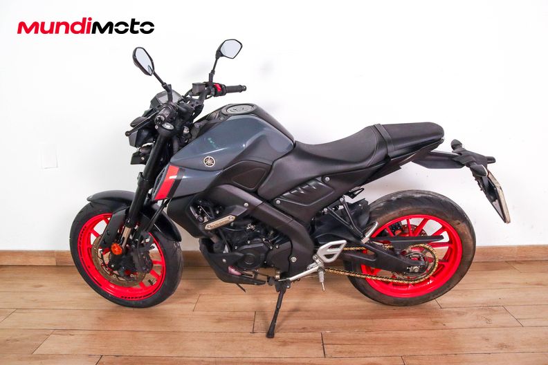 Motorbike image 5